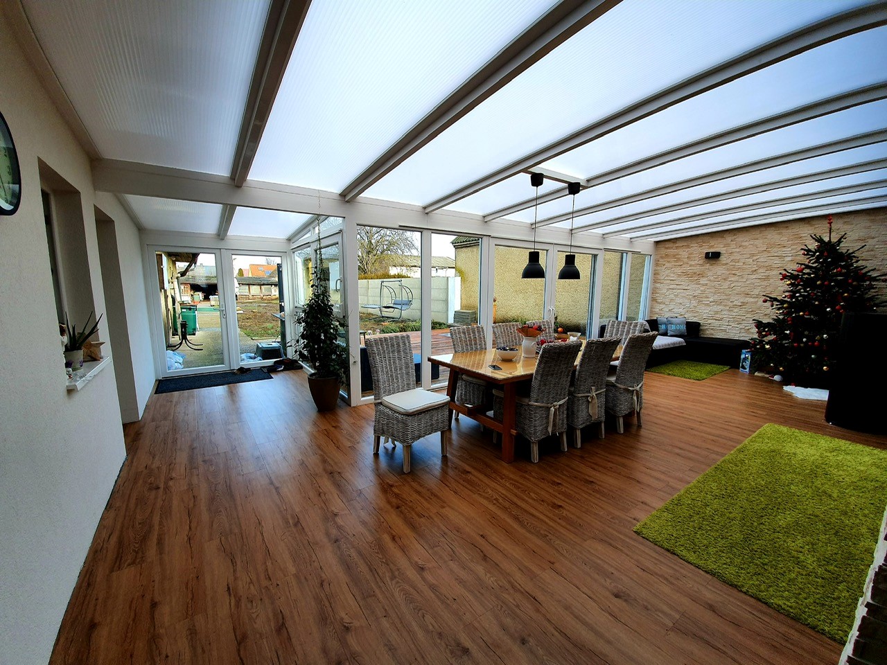 üregkamrás polikarbonát tető üvegezett szigetelt helyiség