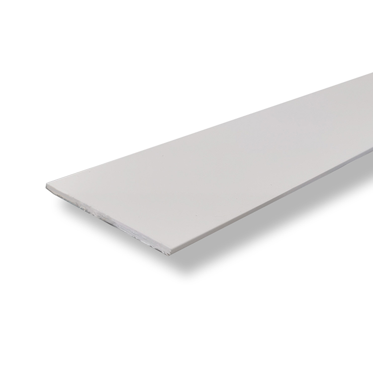 öntapadós műanyag takaróprofil, fehér, szálban